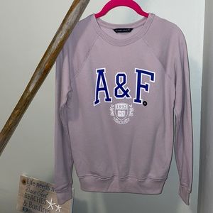 Abercrombie & Fitch Purple Sweatshirt XS